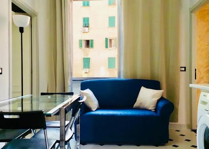 Cozy 2 Bedroom Flat 5 Minutes Walk From Station *